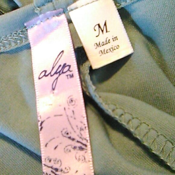 Alya Shift Dress  - Picture 7 of 10